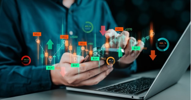 Top 7 Bullish Reversal Candlestick Patterns for Spotting Market Bottoms